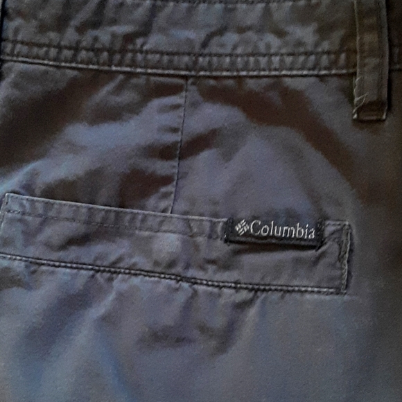 Columbia Men's Cargo Shorts - Picture 4 of 6